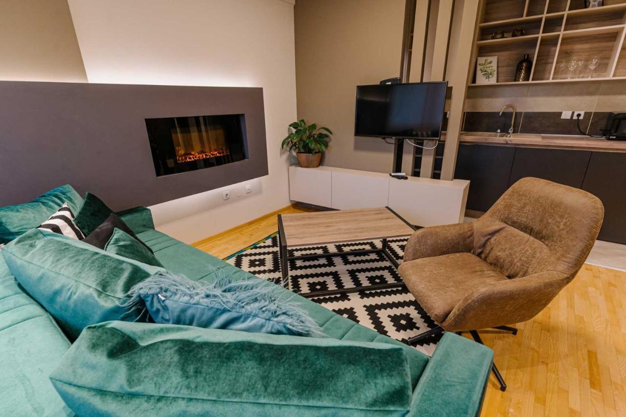 Nar Royalton Accommodation Nis Luaran gambar