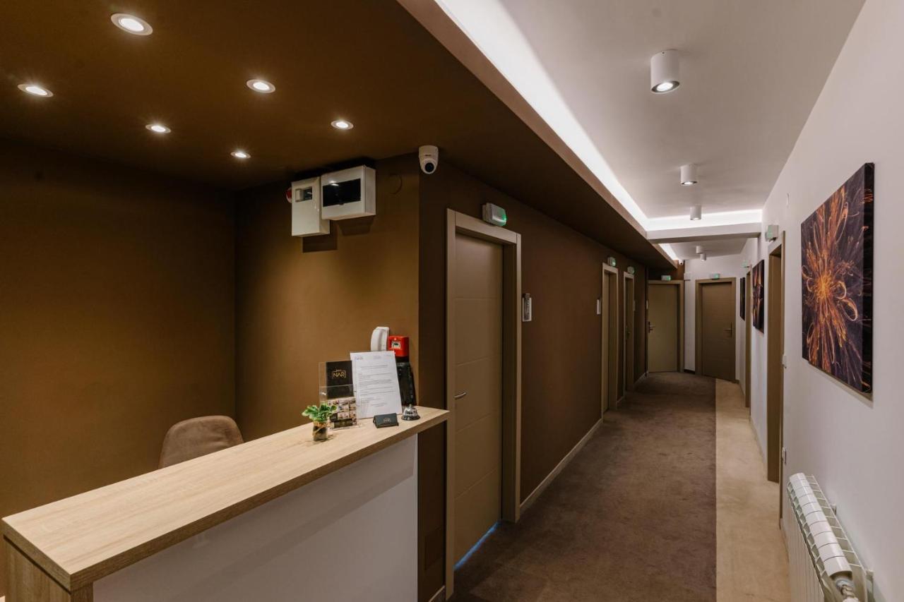 Nar Royalton Accommodation Nis Luaran gambar