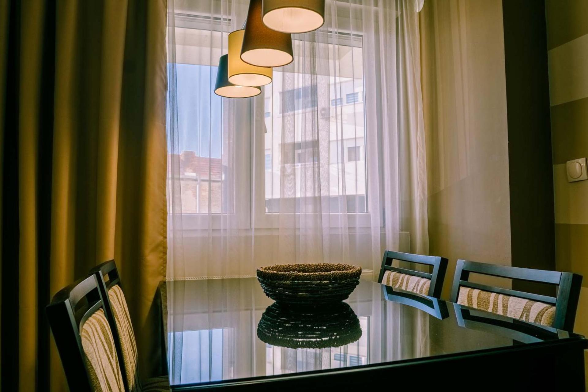 Nar Royalton Accommodation Nis Bilik gambar