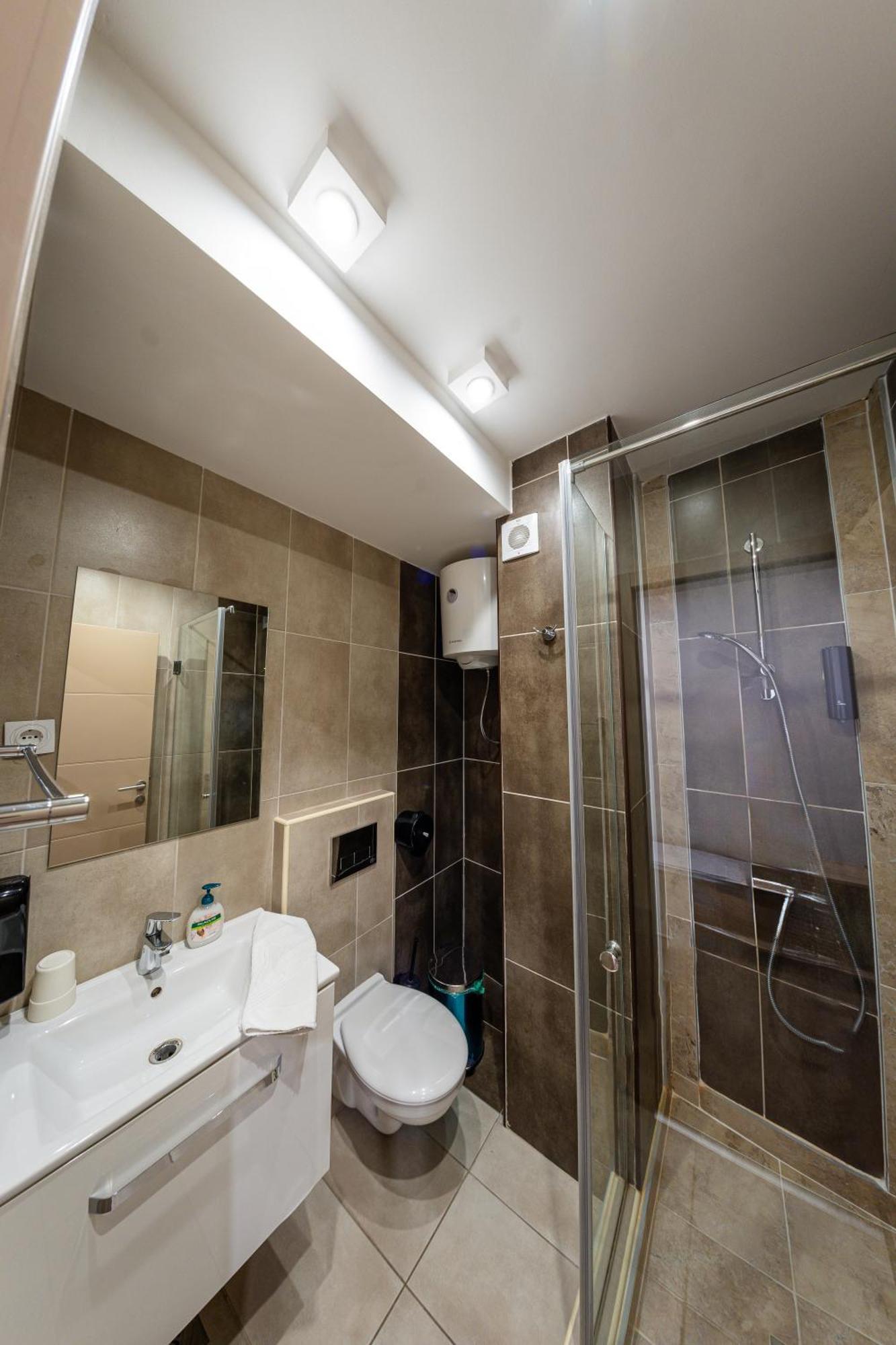 Nar Royalton Accommodation Nis Bilik gambar