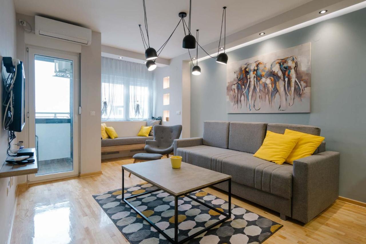 Nar Royalton Accommodation Nis Luaran gambar